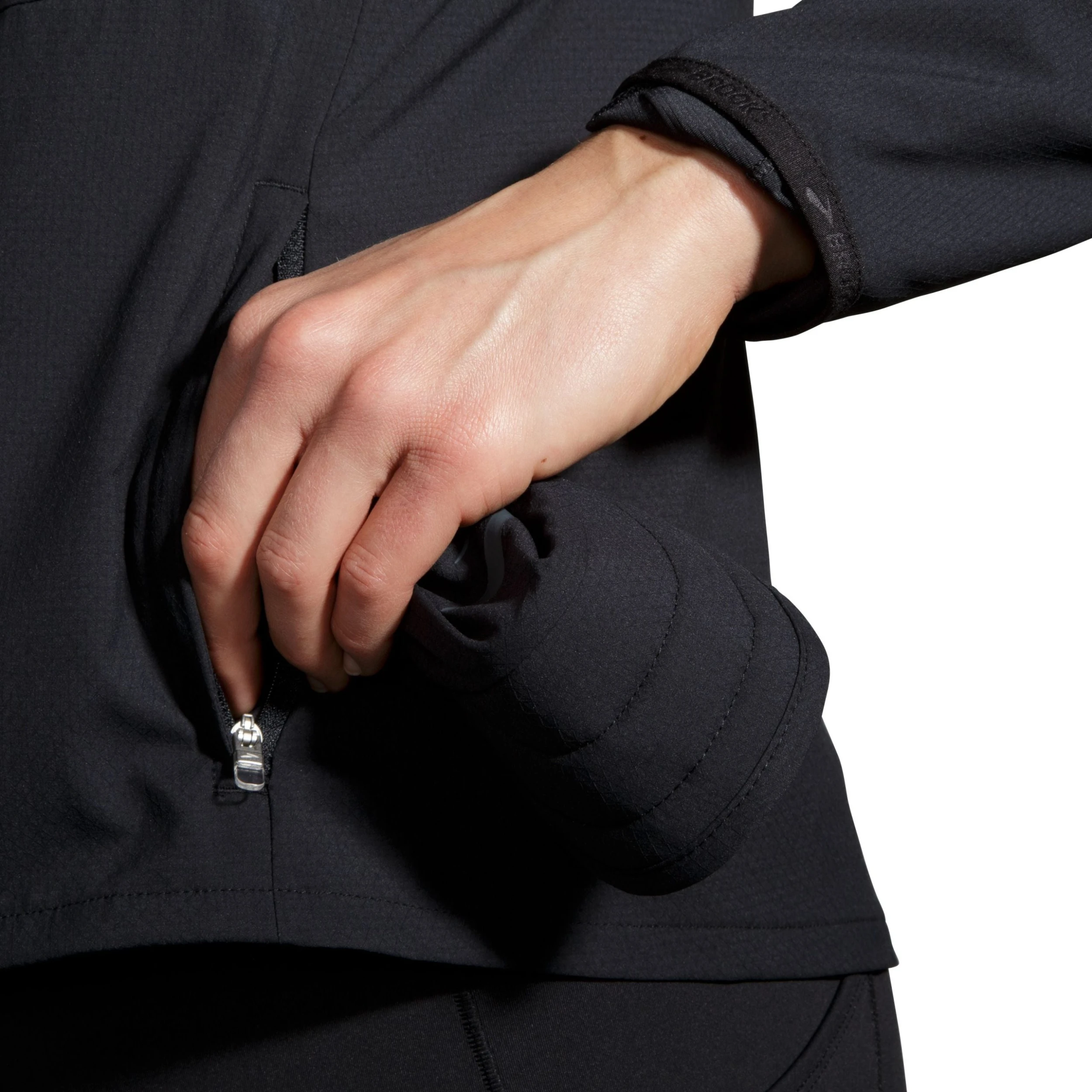 Brooks Lightweight Packable Hat - 280458-001 6 Brooks Lightweight Packable Hat - 280458-001 - Image 4